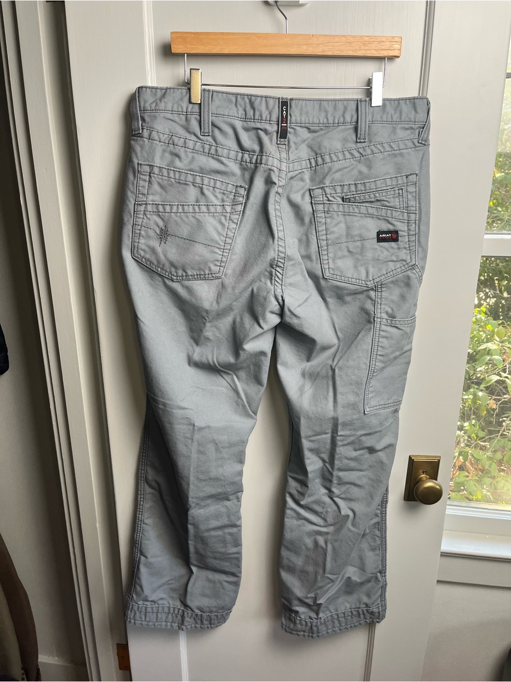Ariat Pants Mens 36x32 Gray FR M4 Relaxed Boot Cut Flame Resistant Workwear - Picture 5 of 9